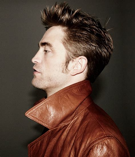 robert pattinson side view